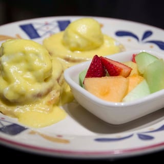 Eggs Benedict