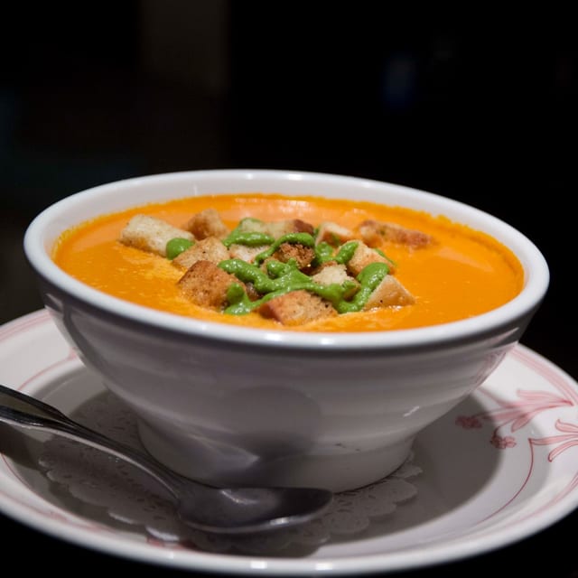 TOMATO BASIL BISQUE Lg.